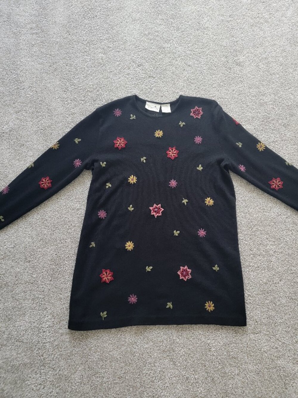 Liz Claiborne Vintage Wool Embroidered Floral Sweater Dress Black Cottagecore